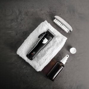 Green Lion Pro Trim Duo Hair Clipper, 9 in 1, 2000mAh Hair clipper Battery & 6800 RPM, 1500mAh Body Clipper Battery & 7200 RPM, Digital Display, Carrying Case, Taper Lever - Black - Image 7