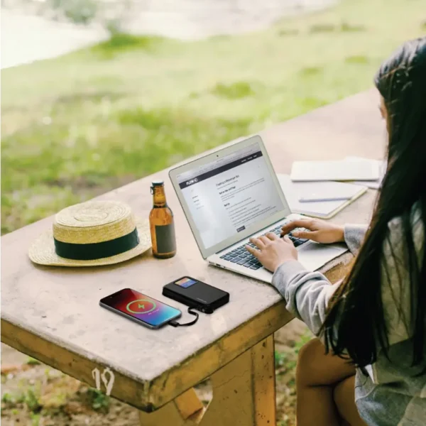 Porodo 4G LTE | WiFi 6 Pocket Router with 10000mAh Power Bank Black - Image 2