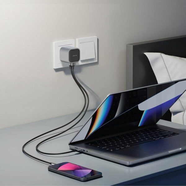 Green Lion GaN Adapter 45W 2 USB-C Ports PD 3.0, Multi-Device Compatible, Multiple Protection, Flame Retardant PC, Breathing Light, PD25W + PD20W Type-C1+C2 Output - Image 3